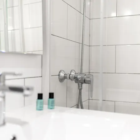 De L'horloge דירה *