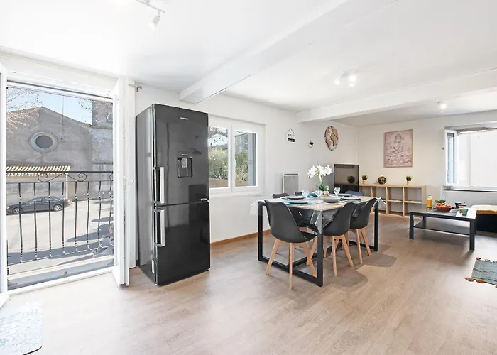 Apartment De L'horloge *